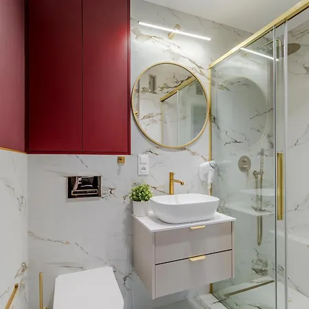 Pereca Centre By Arrenda Apartman