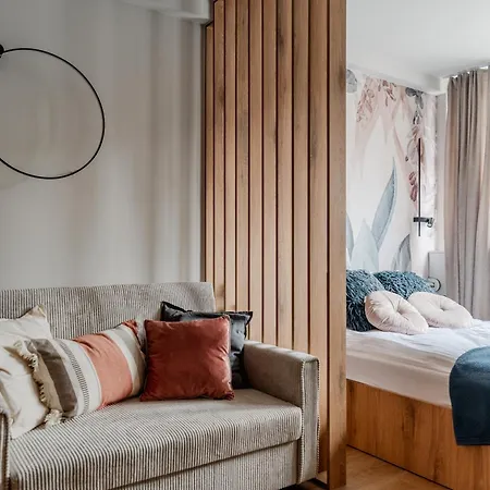 Pereca Centre By Arrenda Apartman *