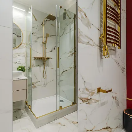 Pereca Centre By Arrenda Apartman *